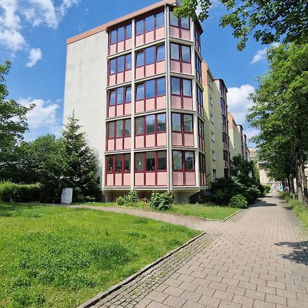 Citycenter Apartment - Bigtv-Ps4-Netflix-Parking Chemnitz Esterno foto