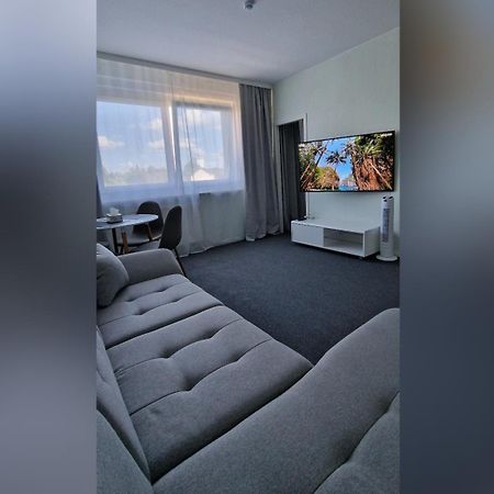Citycenter Apartment - Bigtv-Ps4-Netflix-Parking Chemnitz Esterno foto