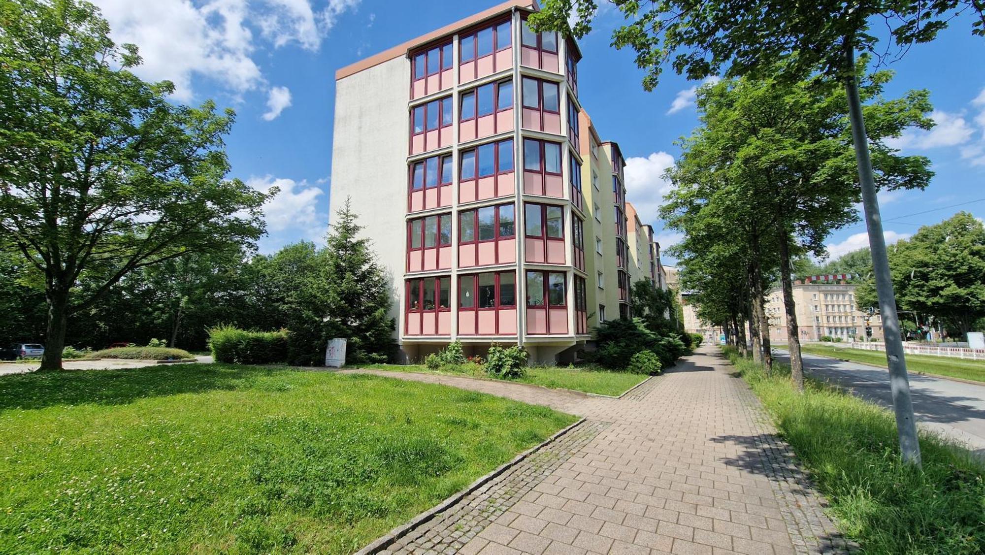 Citycenter Apartment - Bigtv-Ps4-Netflix-Parking Chemnitz Esterno foto